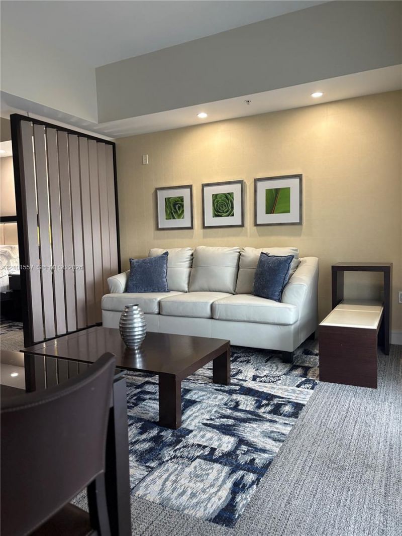 5300 NW 87th Ave , Unit 1007, Doral, FL 33178 Photo