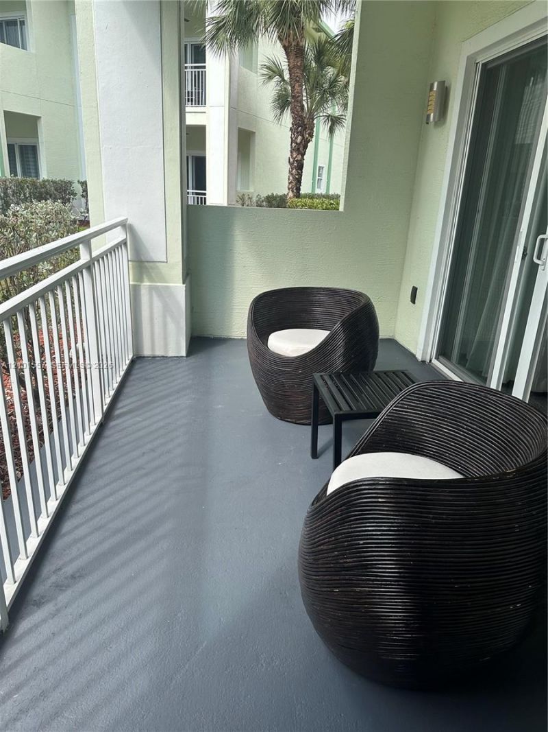 5300 NW 87th Ave , Unit 1007, Doral, FL 33178 Photo