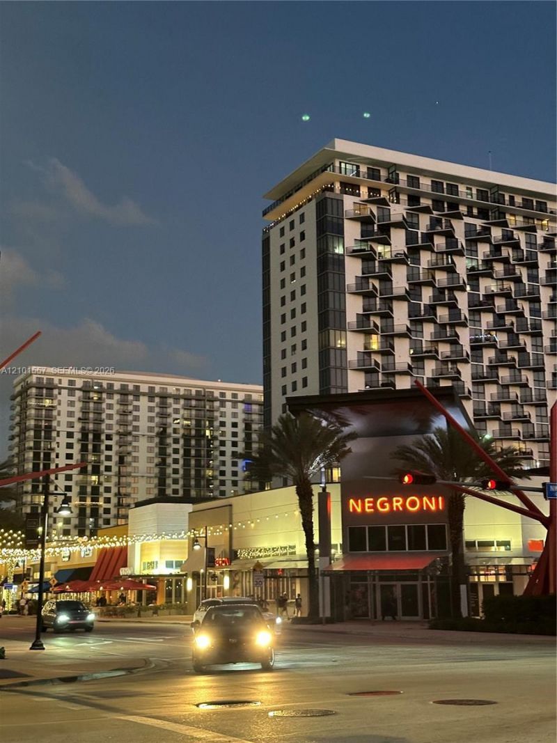 5300 NW 87th Ave , Unit 1007, Doral, FL 33178 Photo