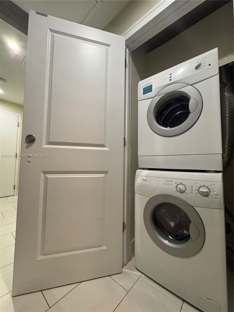 5300 NW 87th Ave , Unit 1007, Doral, FL 33178 Photo