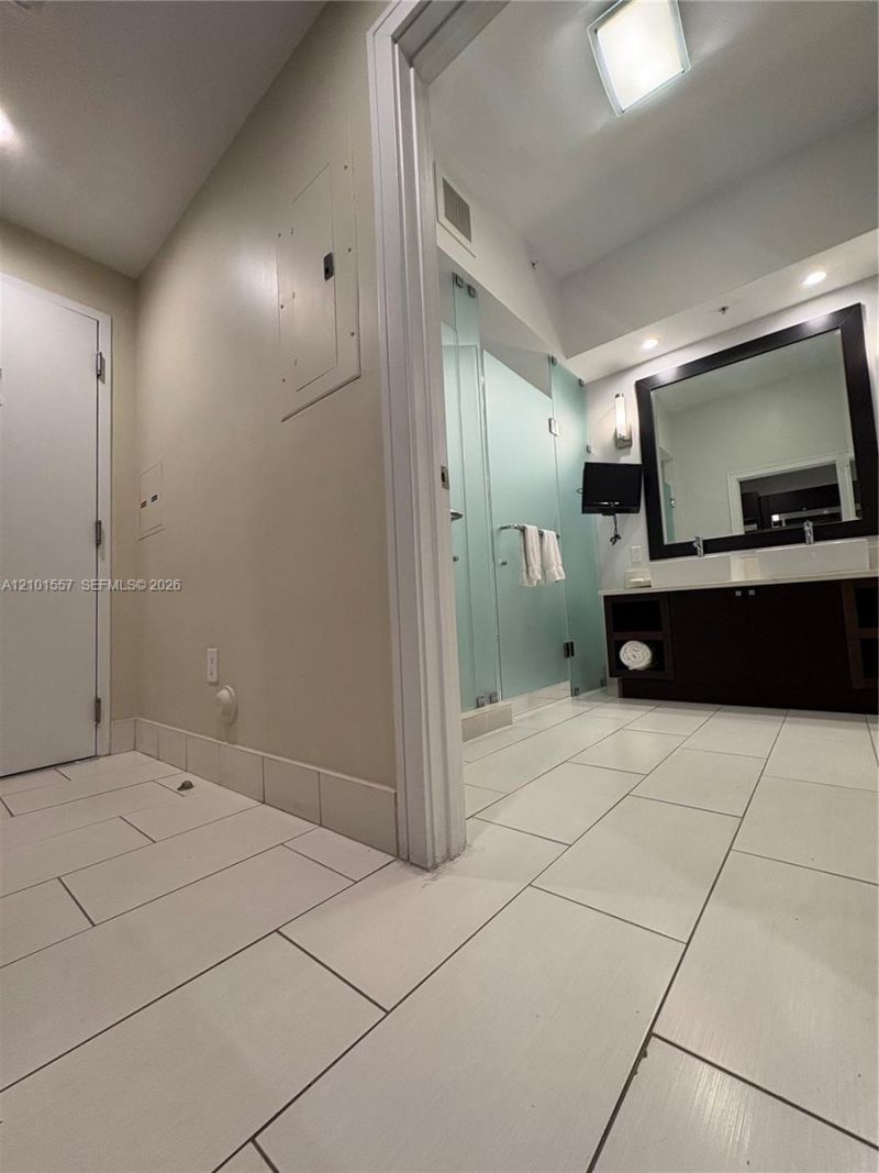 5300 NW 87th Ave , Unit 1007, Doral, FL 33178 Photo