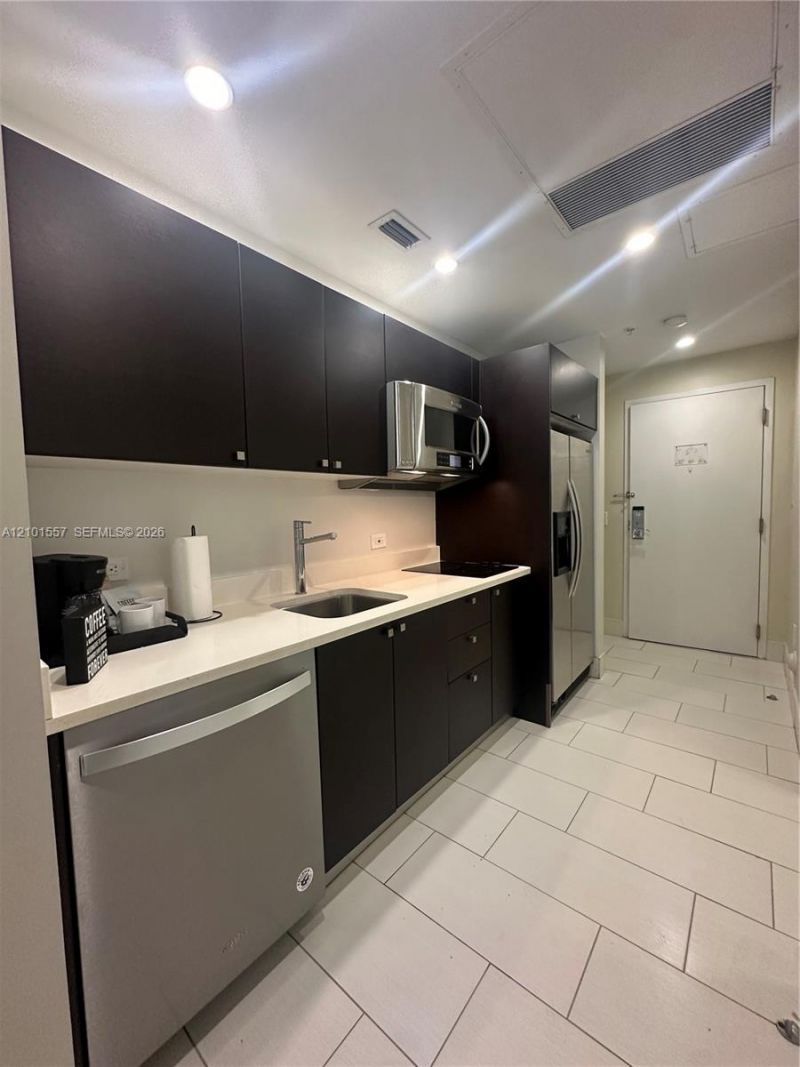 5300 NW 87th Ave , Unit 1007, Doral, FL 33178 Photo