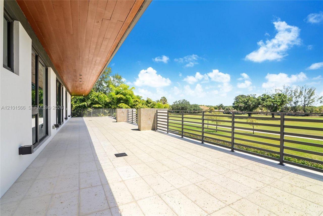 7210 S Prestwick Pl , Unit 1, Miami Lakes, FL 33014 Photo