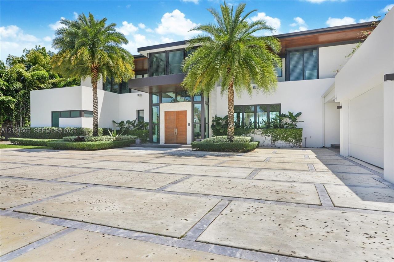 7210 S Prestwick Pl , Unit 1, Miami Lakes, FL 33014 Photo