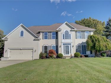 6225 Country Walk Court, Clarence, NY 14032