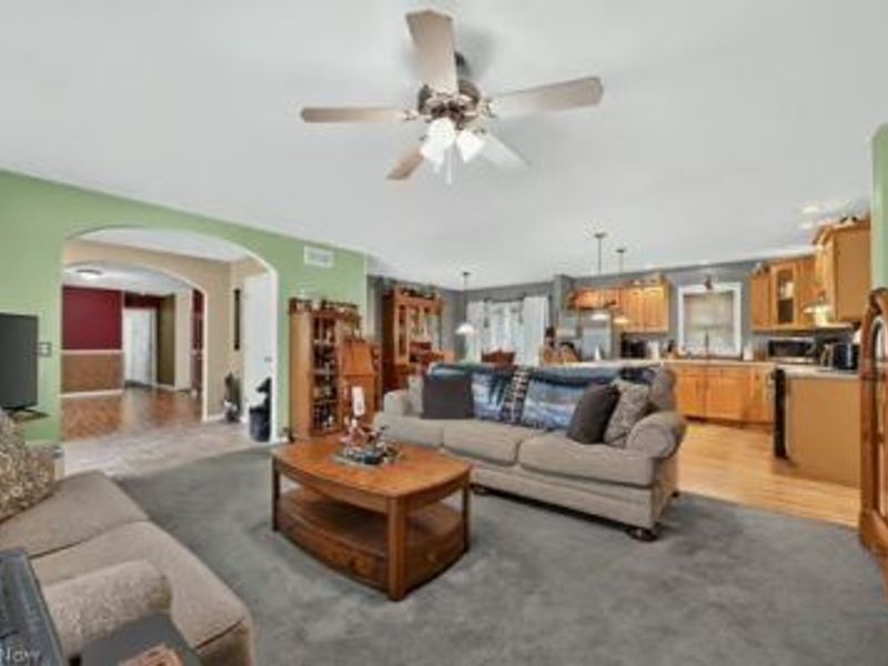 2153 S Deer Run, Roaming Shores, OH 44084 Photo 11