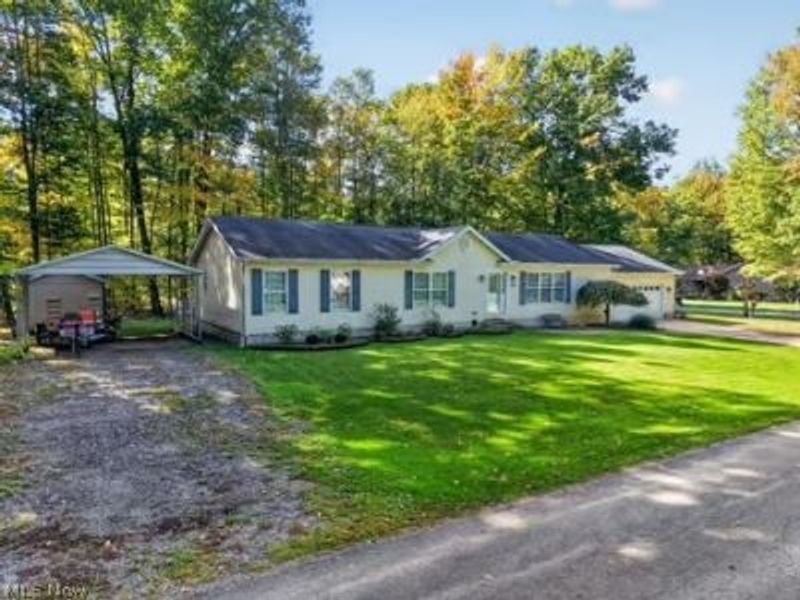 2153 S Deer Run, Roaming Shores, OH 44084 Photo 3