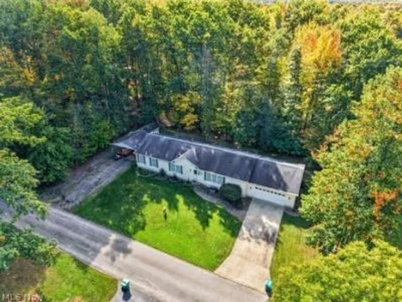 2153 S Deer Run, Roaming Shores, OH 44084 Photo 7