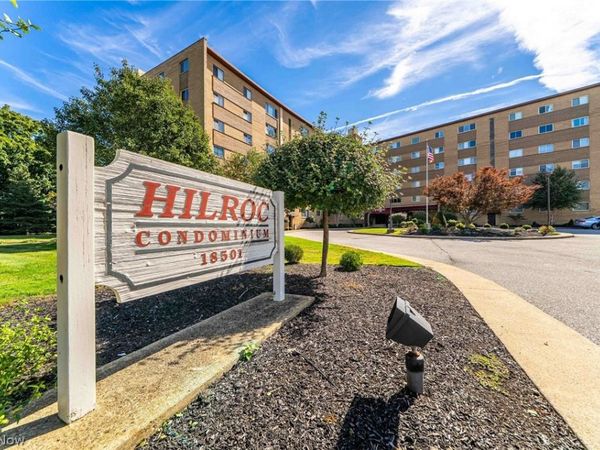 18501 Hilliard Boulevard , Unit 413, Rocky River, OH 44116