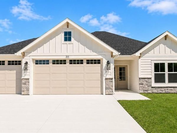 1102 Eli Lane, Warrensburg, MO 64093