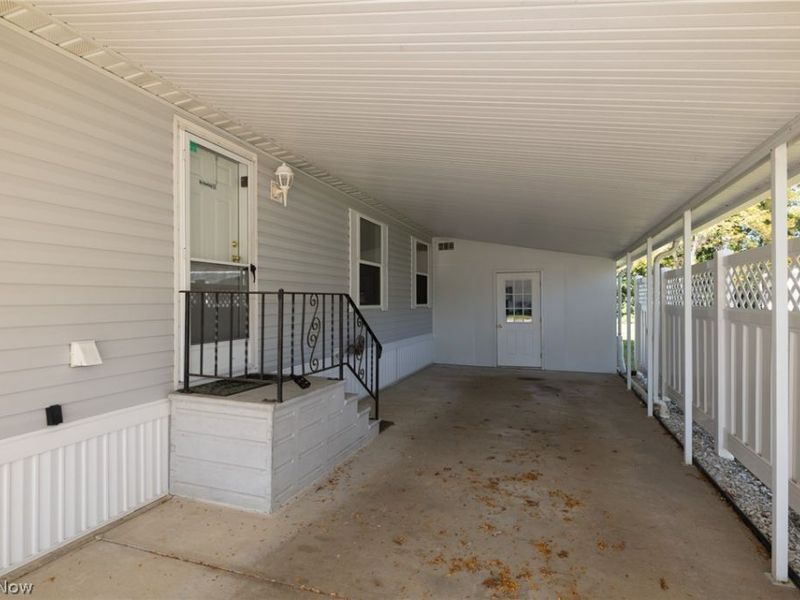 77 Periwinkle Drive, Olmsted Township, OH 44138 Photo 7
