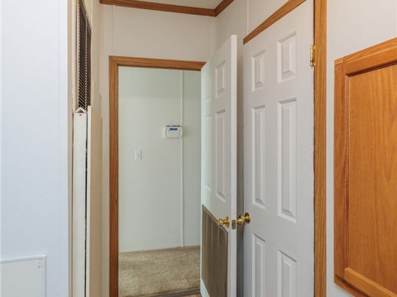 77 Periwinkle Drive, Olmsted Township, OH 44138 Photo 9