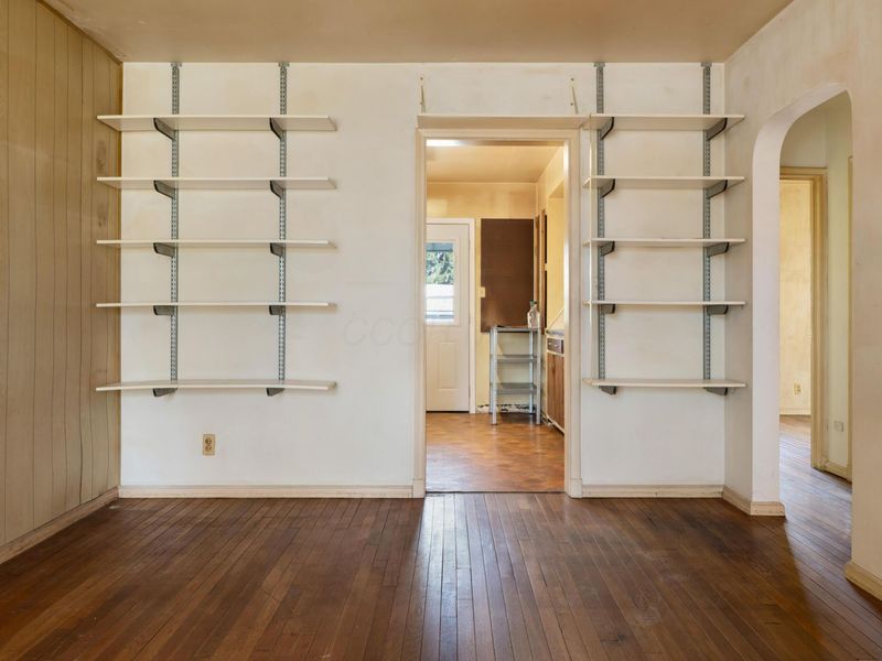 22 E Royal Forest Boulevard , Columbus, OH 43214 Photo 10