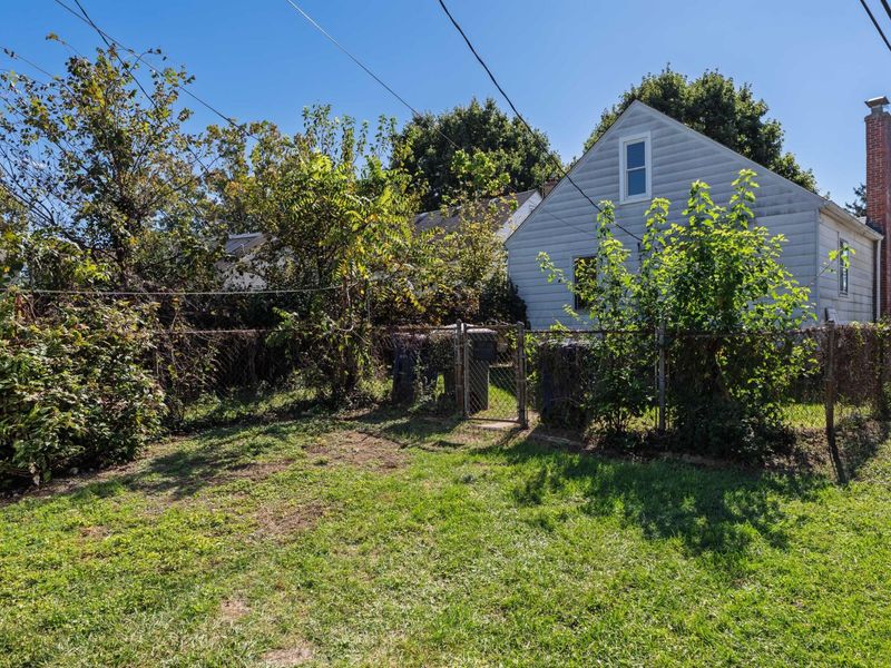 22 E Royal Forest Boulevard , Columbus, OH 43214 Photo 25
