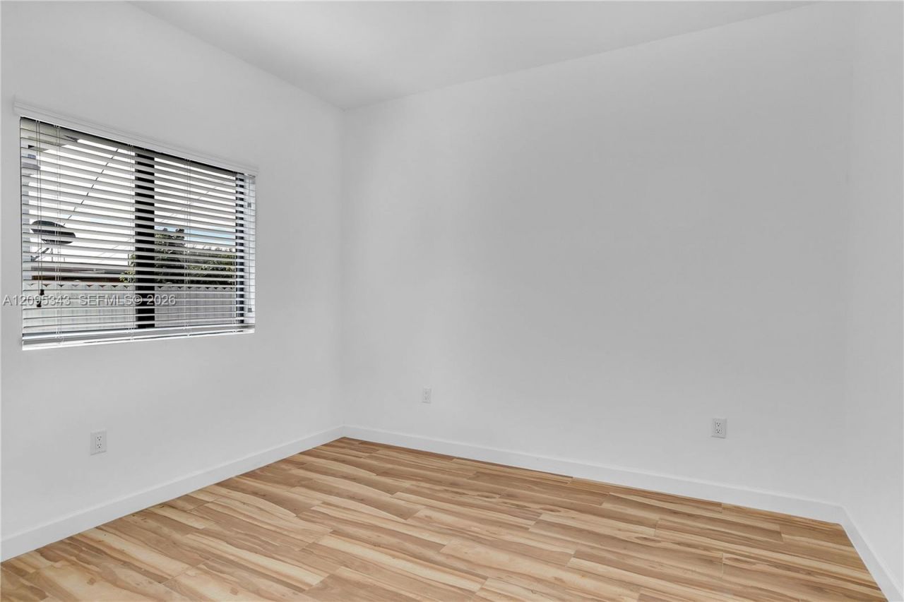 170 E 34th St , Unit 101, Hialeah, FL 33013 Photo