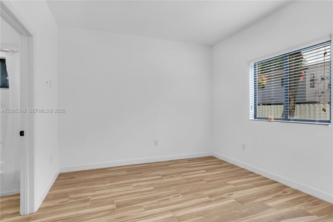 170 E 34th St , Unit 101, Hialeah, FL 33013 Photo