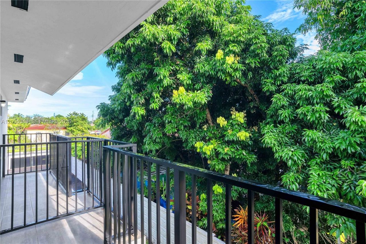 170 E 34th St , Unit 101, Hialeah, FL 33013 Photo