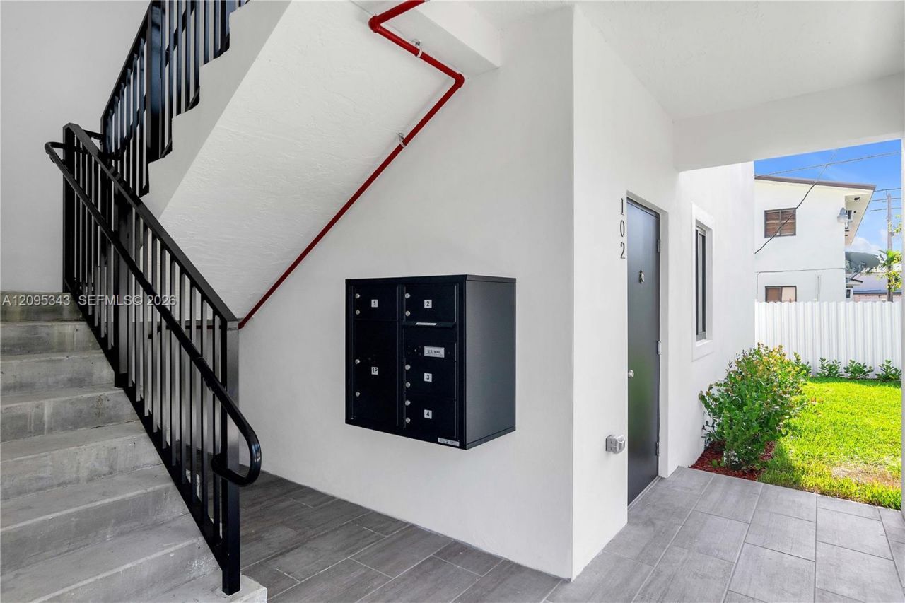 170 E 34th St , Unit 101, Hialeah, FL 33013 Photo