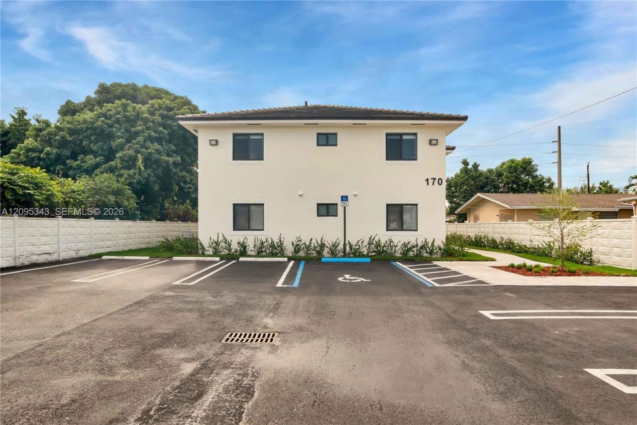 170 E 34th St , Unit 101, Hialeah, FL 33013 Photo