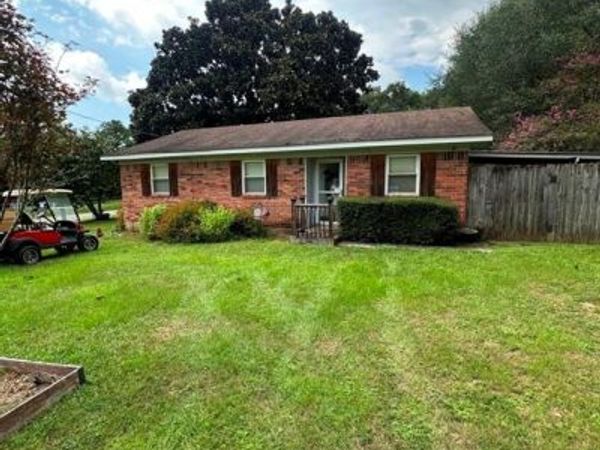 8290 Meadow Lane N, Irvington, AL 36544