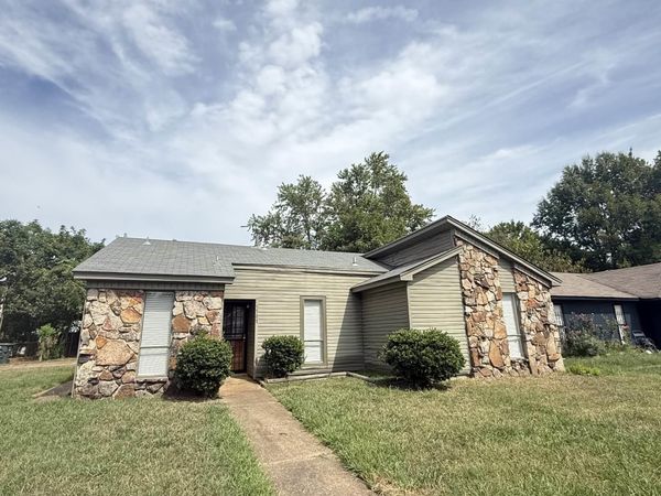 5588 MAPLE TREE DR, Memphis, TN 38115