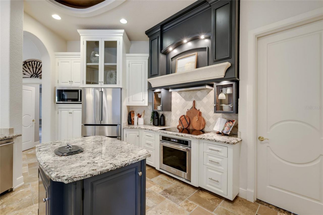 4946 Brywill Circle, Sarasota, FL 34234 Photo