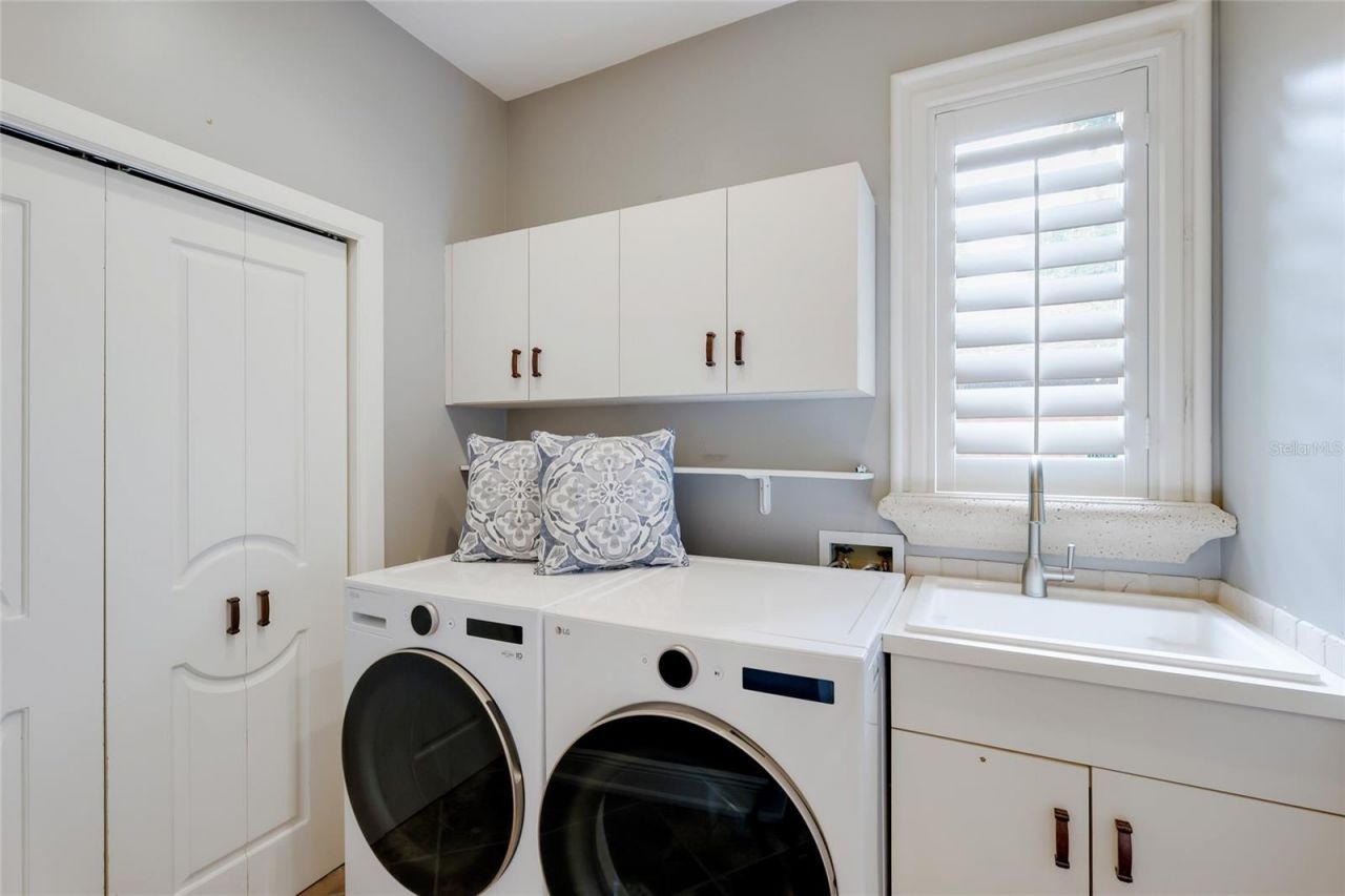 4946 Brywill Circle, Sarasota, FL 34234 Photo