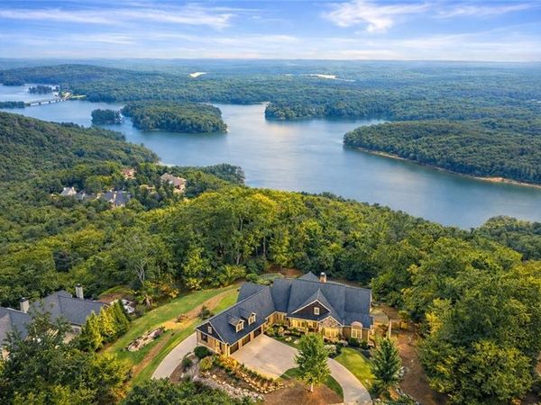 49 Waterside Drive SE, Cartersville, GA 30121