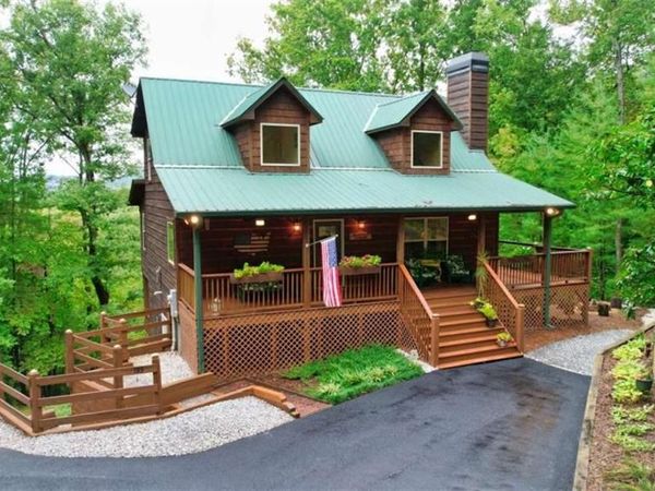 193 Nonchalant Lane, Blairsville, GA 30512