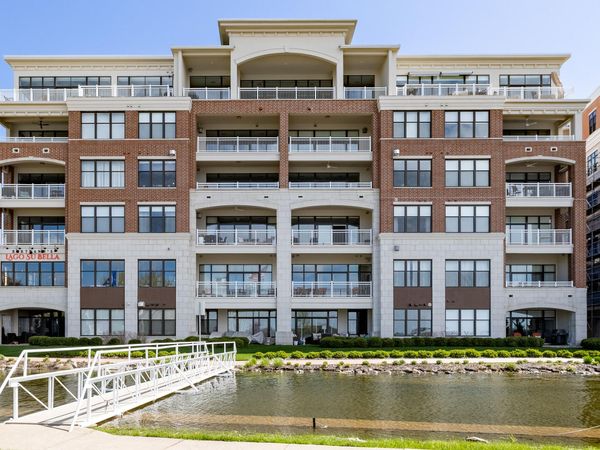 128 W Wisconsin Ave, Unit 401, Oconomowoc, WI 53066