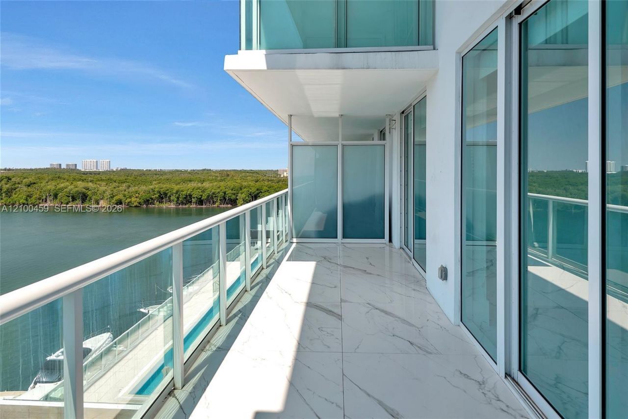 400 Sunny Isles Blvd , Unit 917, Sunny Isles Beach, FL 33160 Photo