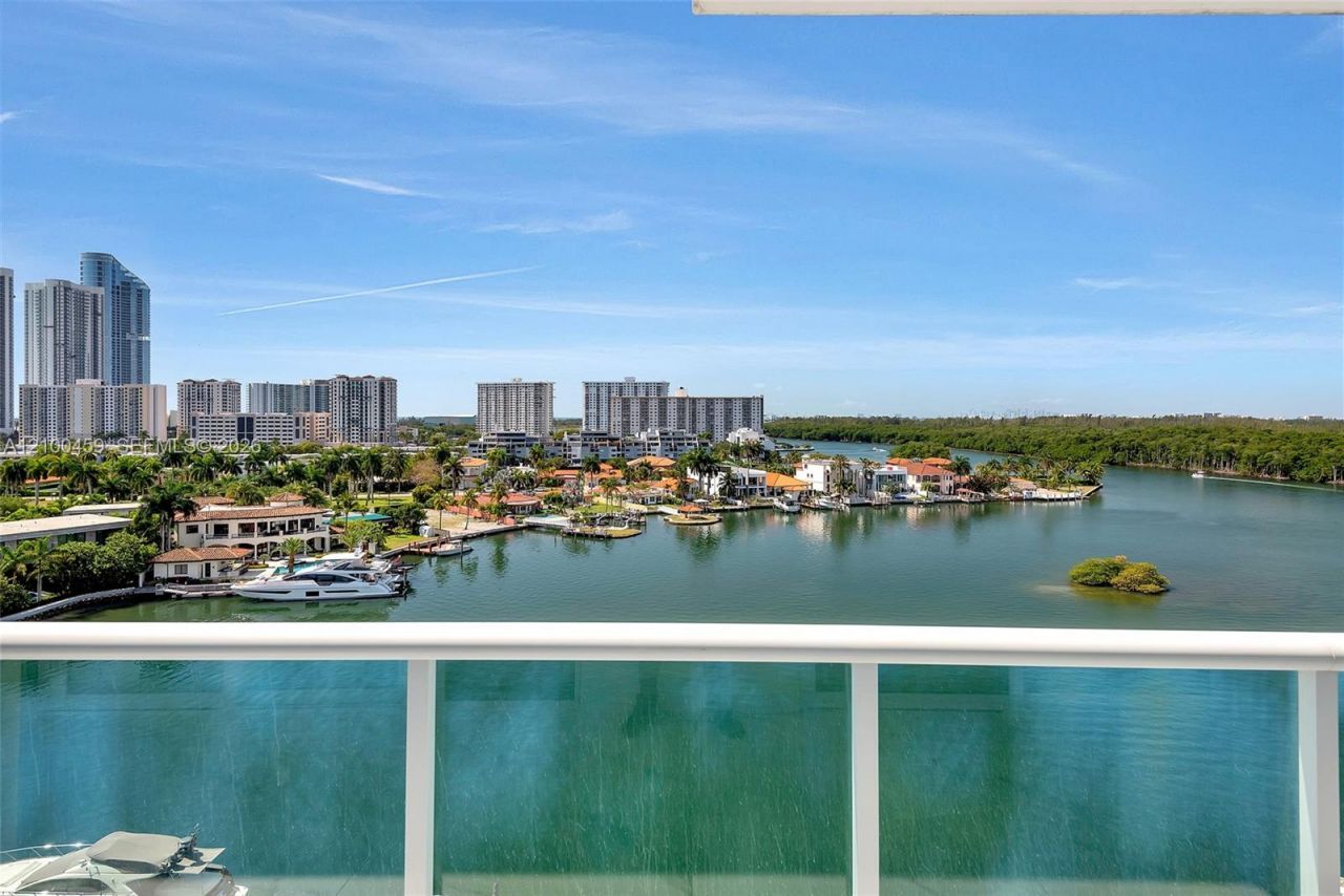 400 Sunny Isles Blvd , Unit 917, Sunny Isles Beach, FL 33160 Photo