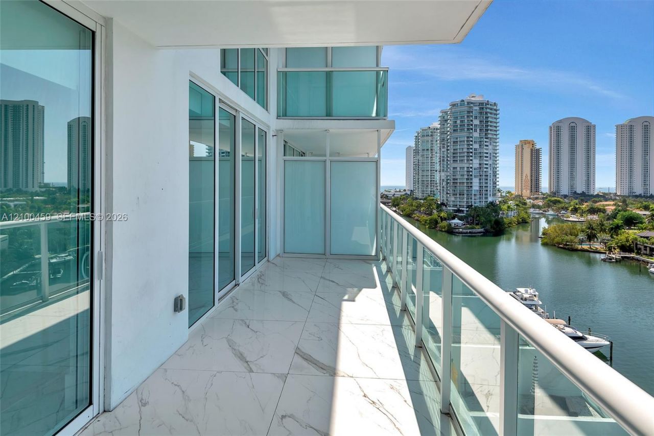 400 Sunny Isles Blvd , Unit 917, Sunny Isles Beach, FL 33160 Photo