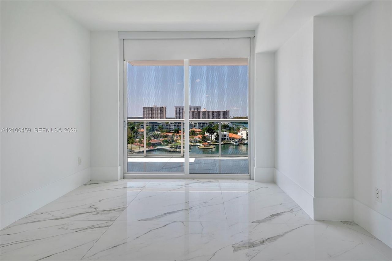400 Sunny Isles Blvd , Unit 917, Sunny Isles Beach, FL 33160 Photo