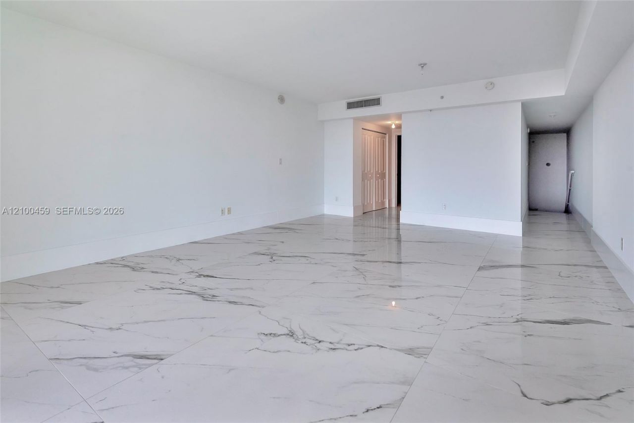 400 Sunny Isles Blvd , Unit 917, Sunny Isles Beach, FL 33160 Photo