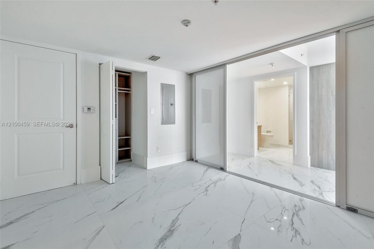400 Sunny Isles Blvd , Unit 917, Sunny Isles Beach, FL 33160 Photo