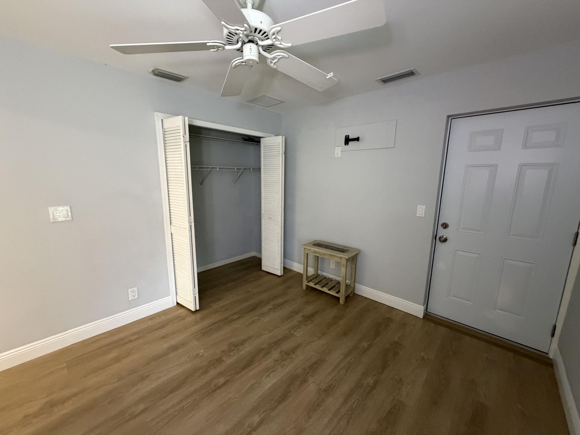 201 Parkwood Drive S, Unit B, Royal Palm Beach, FL 33411 Photo