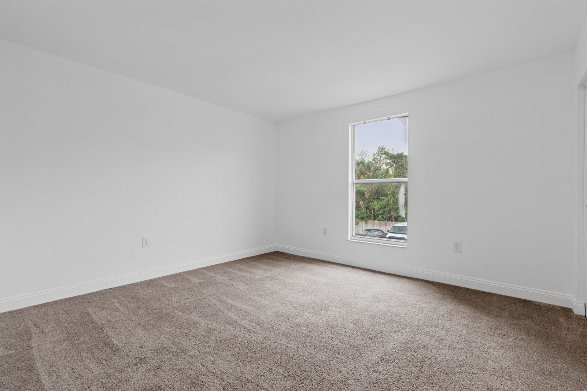 12658 Kenwood Lane, Unit D, Fort Myers, FL 33907 Photo
