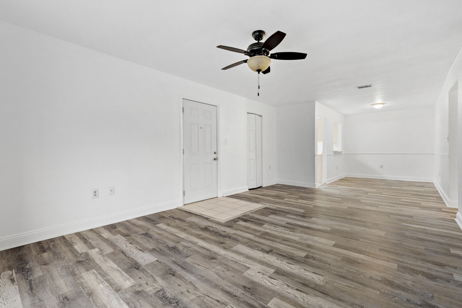 12658 Kenwood Lane, Unit D, Fort Myers, FL 33907 Photo