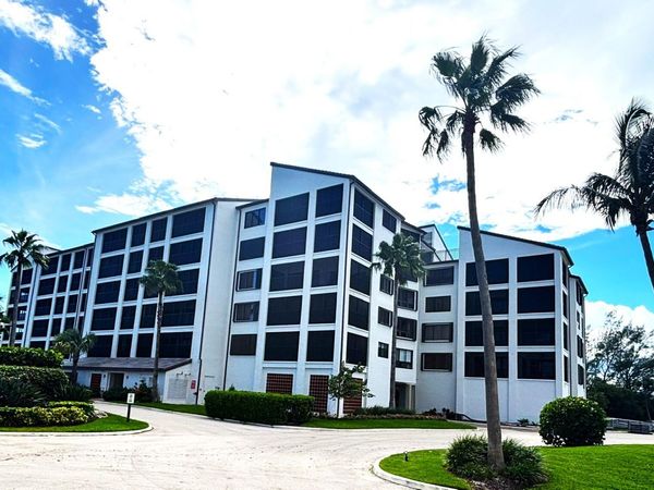 500 OCEAN TRAIL Way, Unit 305, Jupiter, FL 33477