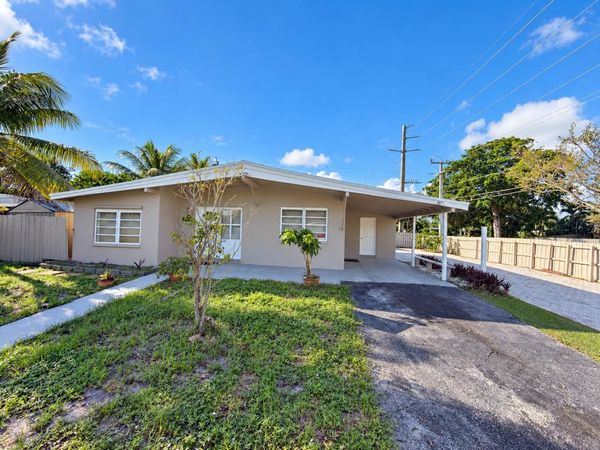 1500 NE 42ND Court, Pompano Beach, FL 33064