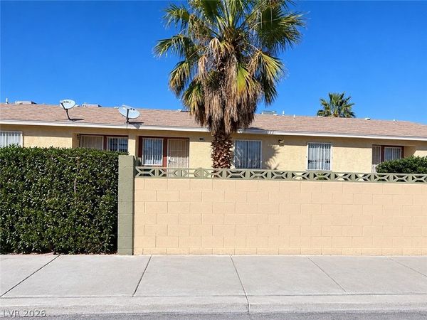3857 Soda Springs Drive , Unit ., Las Vegas, NV 89115
