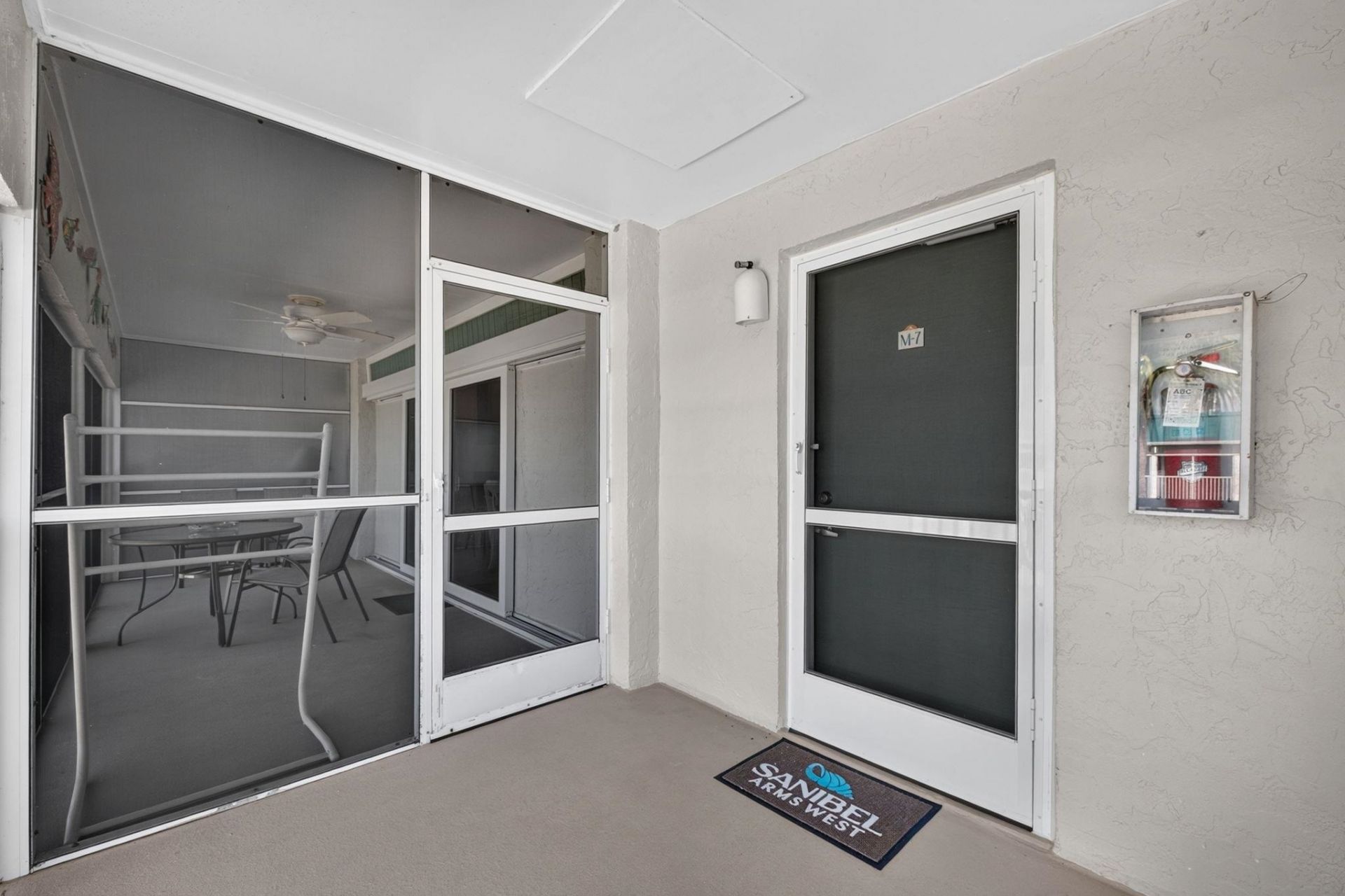 827 E Gulf Dr, Unit M-7, Sanibel, FL 33957 Photo