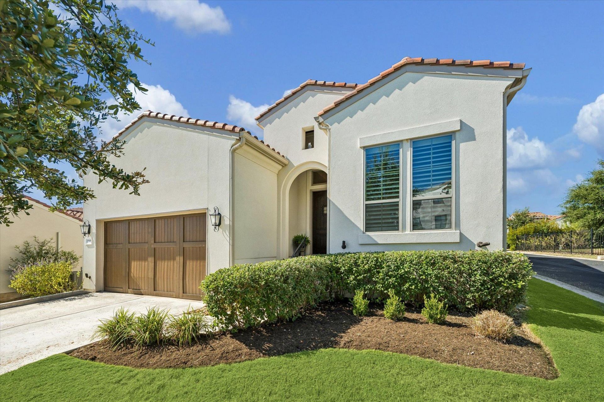 12105 Beautybrush Dr, Austin, TX 78738 Main Photo