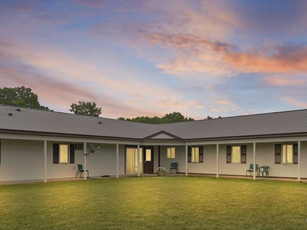 14190 19 Mile Road NE, Gowen, MI 49326