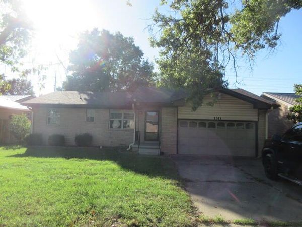 1311 Park Heights Street, Miami, OK 74354