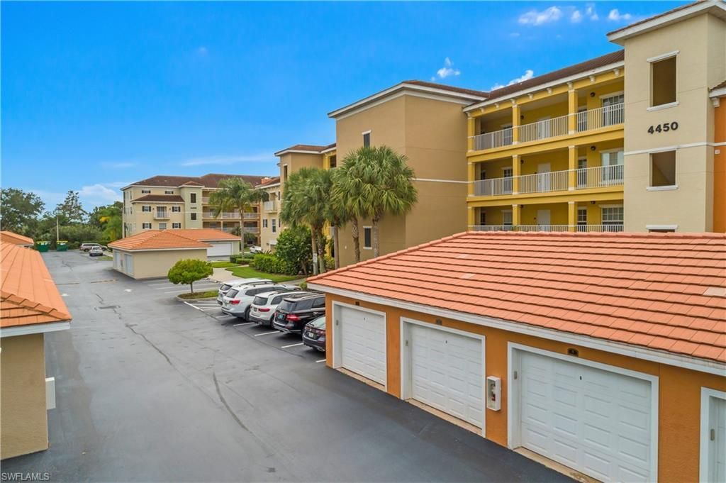 4450 Botanical Place Cir , Unit 406, Naples, FL 34112 Photo