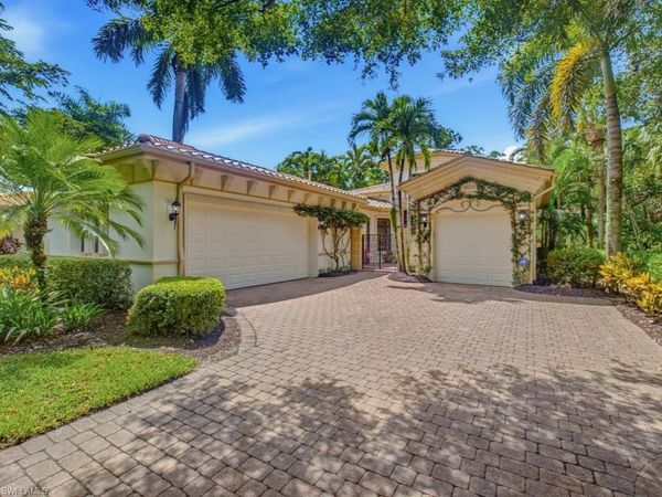 18051 Lagos WAY, NAPLES, FL 34110