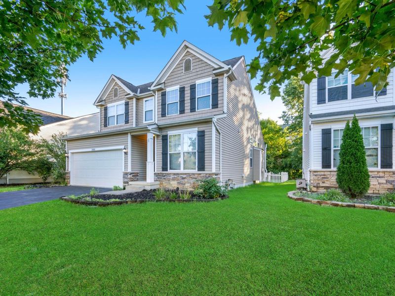 2858 Marcellus Drive, Columbus, OH 43219 Photo 2