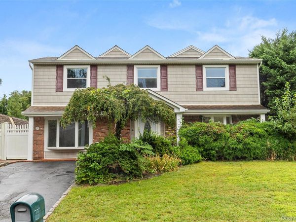 20A Hilltop Avenue , Mount Sinai, NY 11766